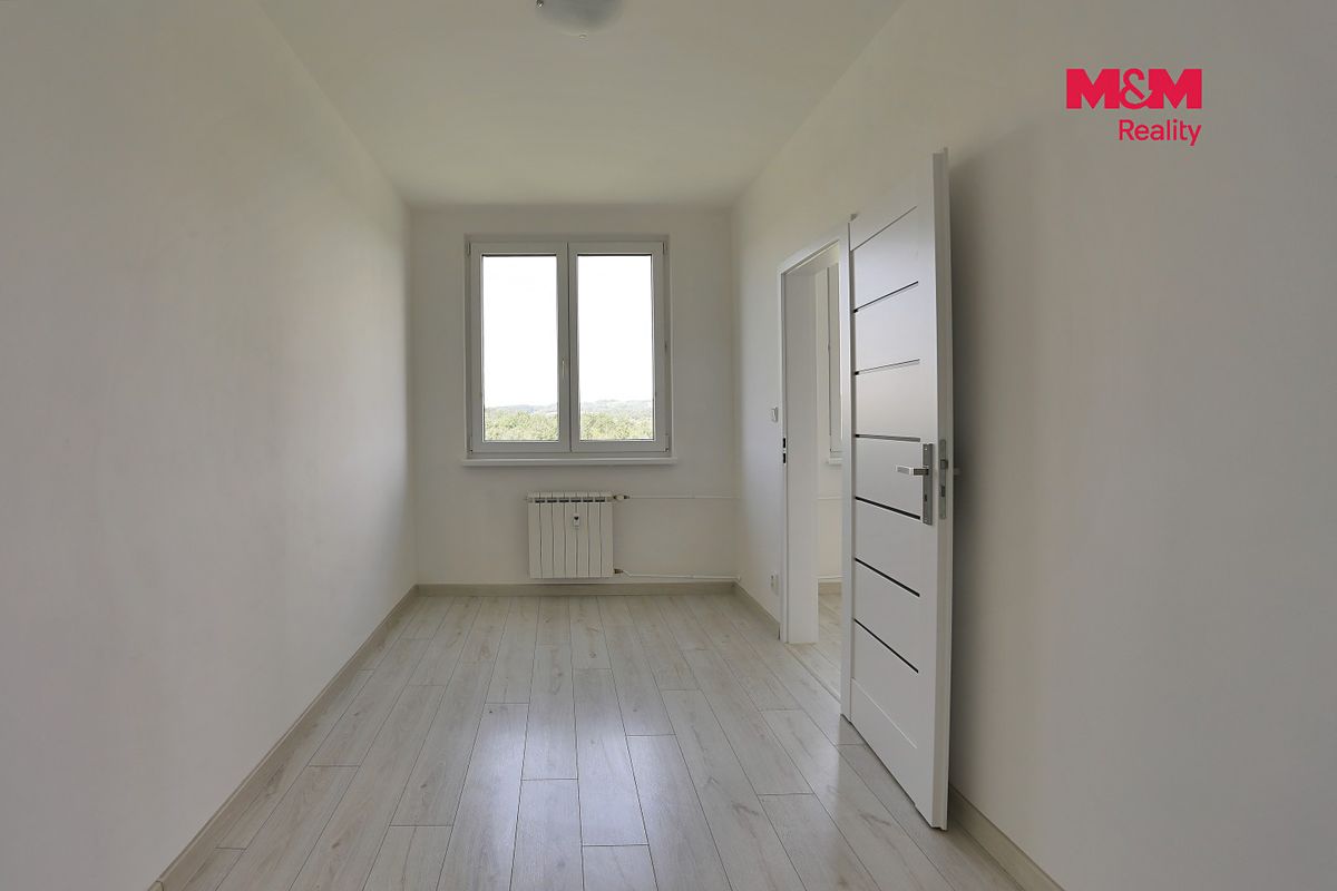 Pronájem bytu 2+1 43 m² – fotografie 4