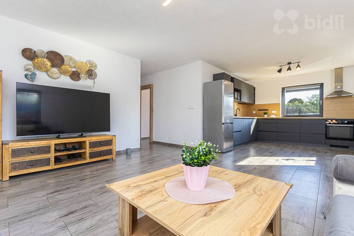 Prodej rodinného domu 120 m², pozemek 1326 m² – fotografie 5