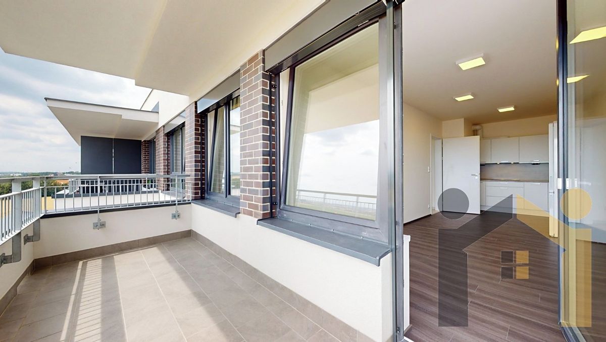 Pronájem bytu 3+kk 58 m² – fotografie 2