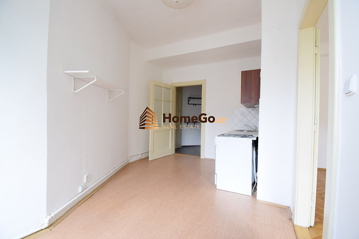Pronájem bytu 2+kk 55 m² – fotografie 3