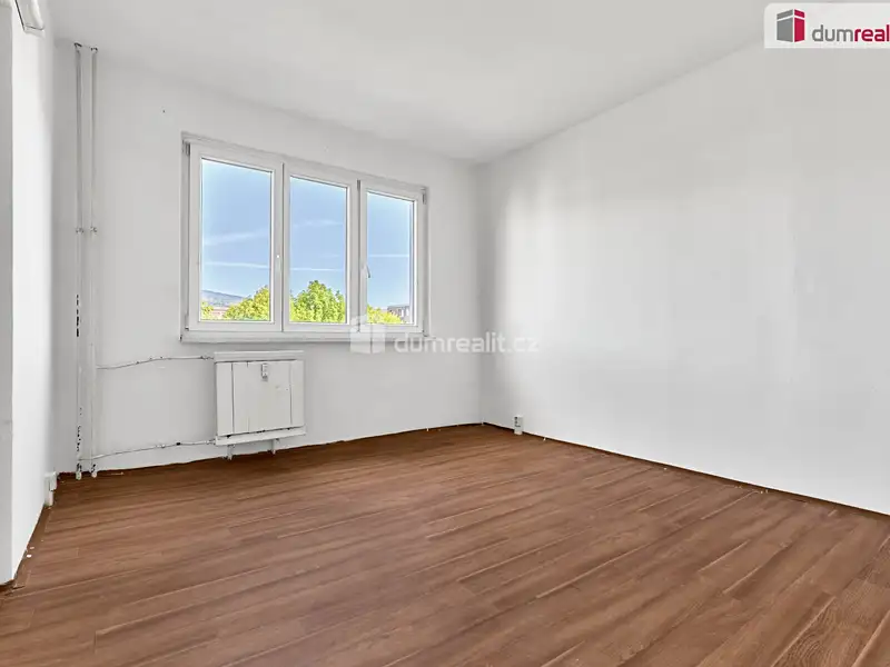 Prodej bytu 3+1 69 m², Ostrov – náhled fotky 3