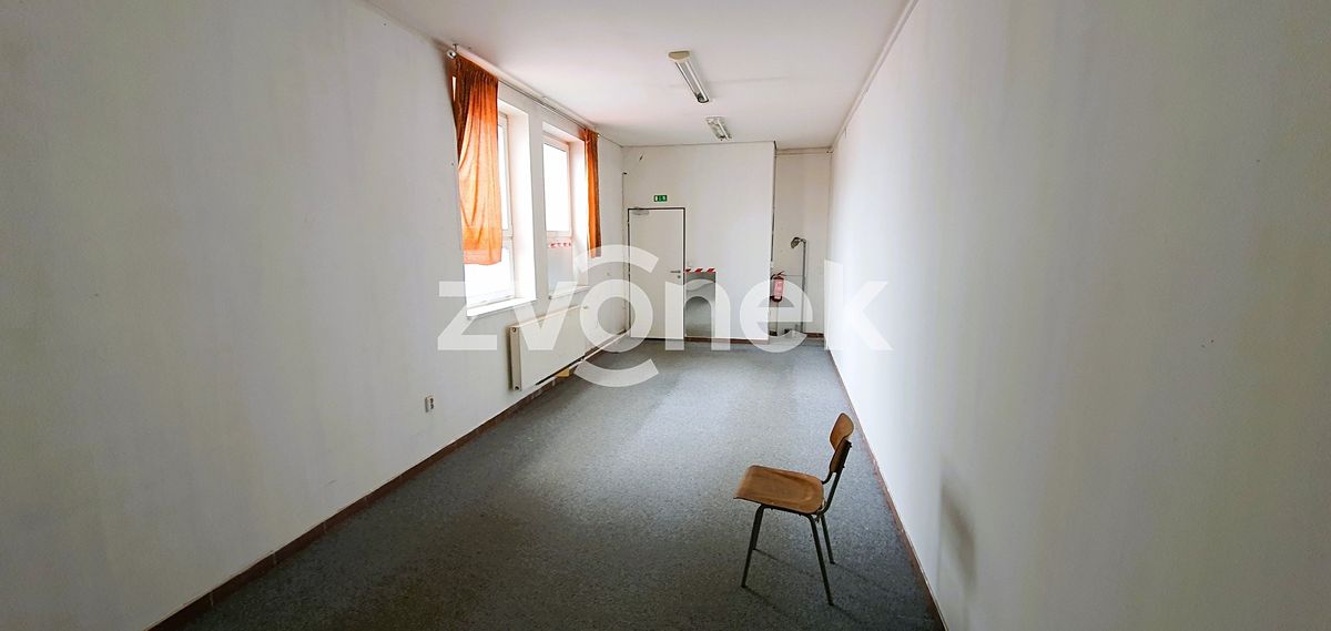 Pronájem obchodního prostoru 212 m² – fotografie 5