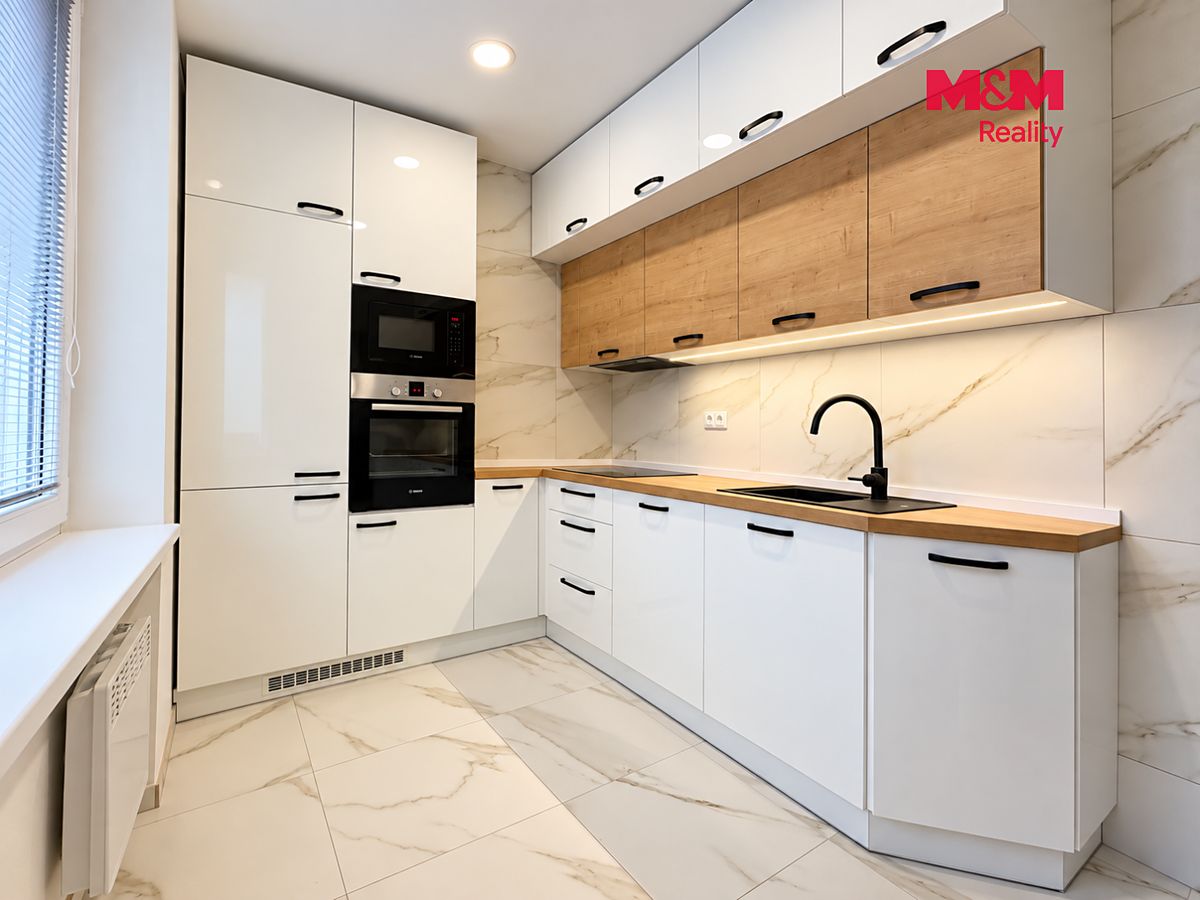 Pronájem bytu 2+1 58 m² – fotografie 2