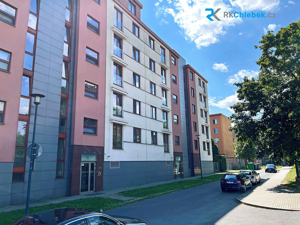 Pronájem bytu 2+kk 78 m² – fotografie 2