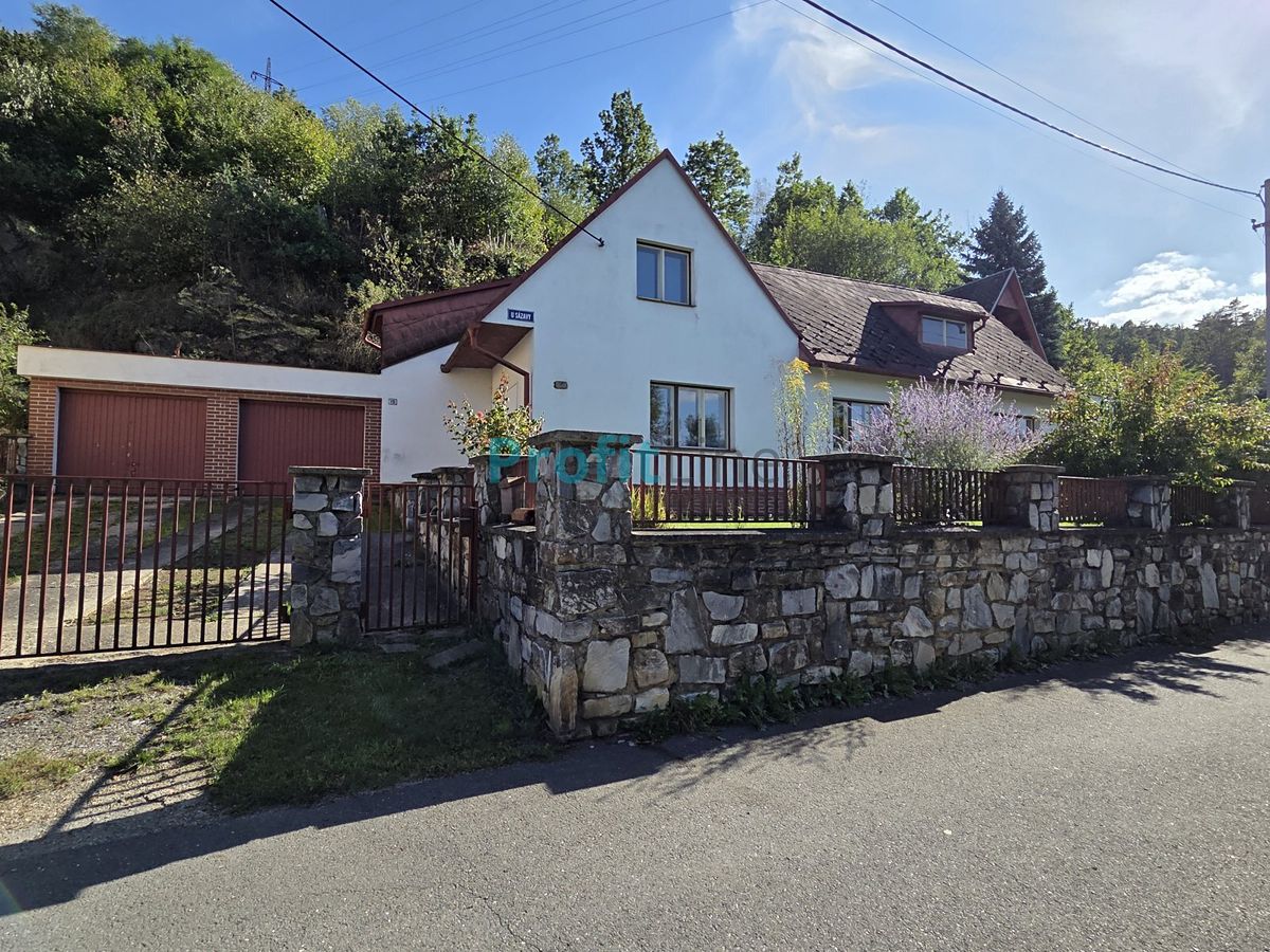 Prodej rodinného domu 150 m², pozemek 694 m² – fotografie 3