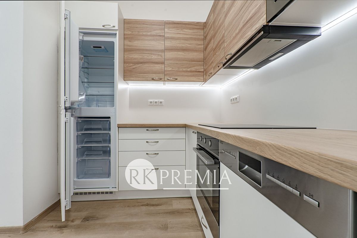 Pronájem bytu 2+kk 47 m² – fotografie 5