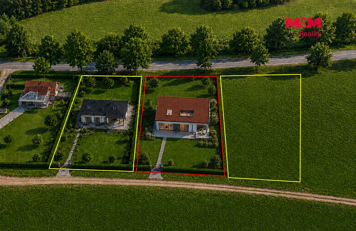 Prodej stavebního pozemku 1118 m² – fotografie 3