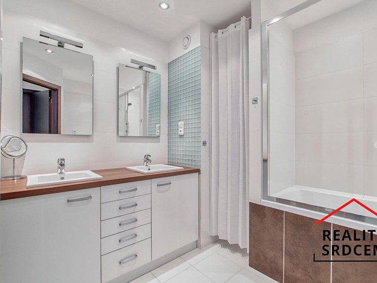 Pronájem bytu 3+1, 80 m² (9 z 25)