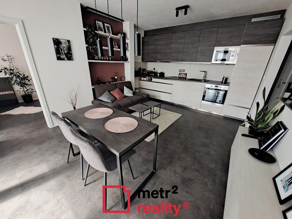 Pronájem bytu 2+kk 45 m² – fotografie 3