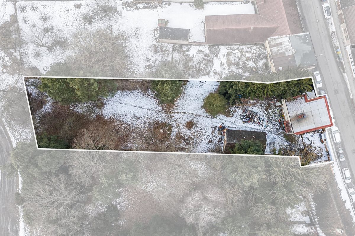 Prodej rodinného domu 230 m², pozemek 1636 m² – fotografie 3