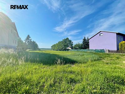 Prodej stavebního pozemku 678 m²