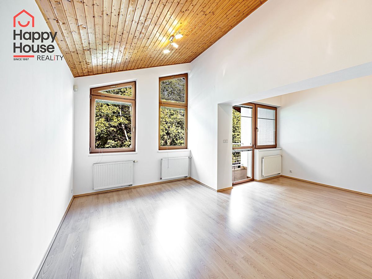 Pronájem bytu 4+kk 150 m² – fotografie 5