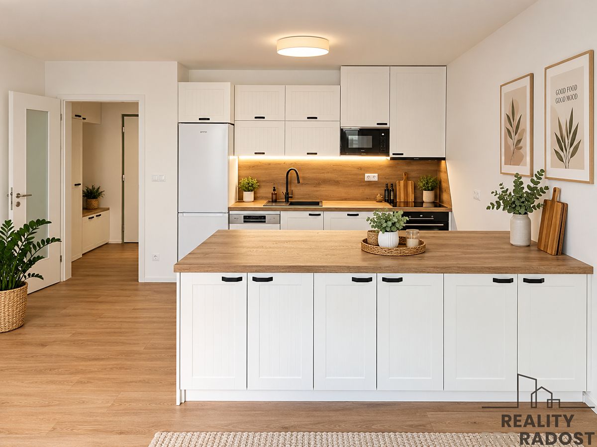Pronájem bytu 2+kk 47 m² – fotografie 2