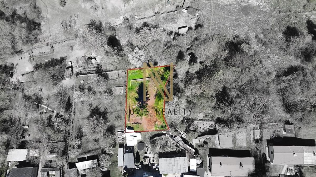 Prodej stavebního pozemku 400 m² – fotografie 4