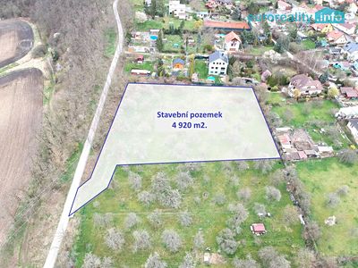 Prodej stavebního pozemku 4920 m²