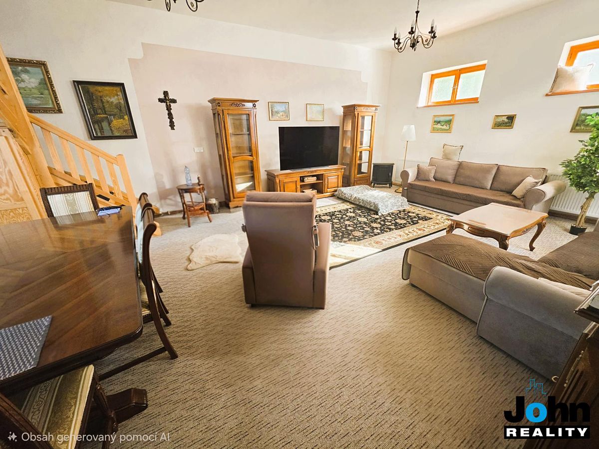 Pronájem bytu atypický 120 m² – fotografie 4