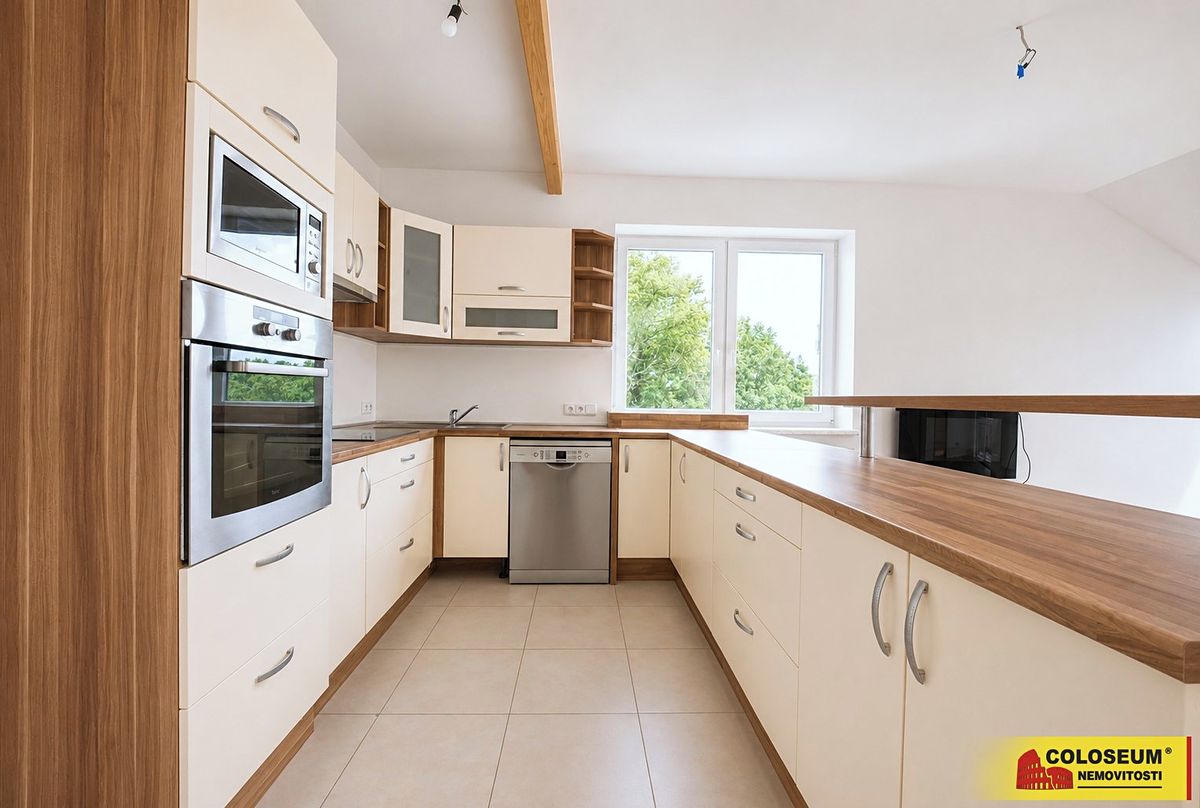 Prodej bytu 4+kk 131 m²