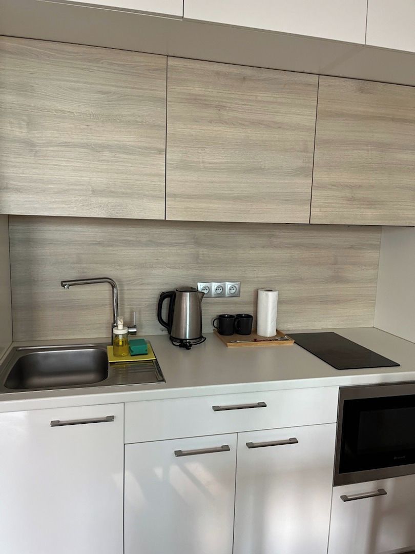 Pronájem bytu 1+kk 33 m² – fotografie 2