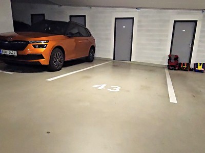 Prodej garážového stání 15 m²