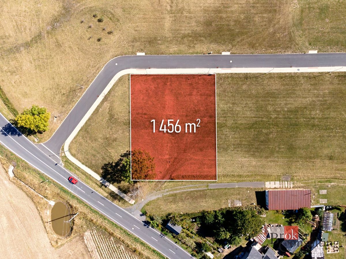 Prodej pozemku 1456 m²
