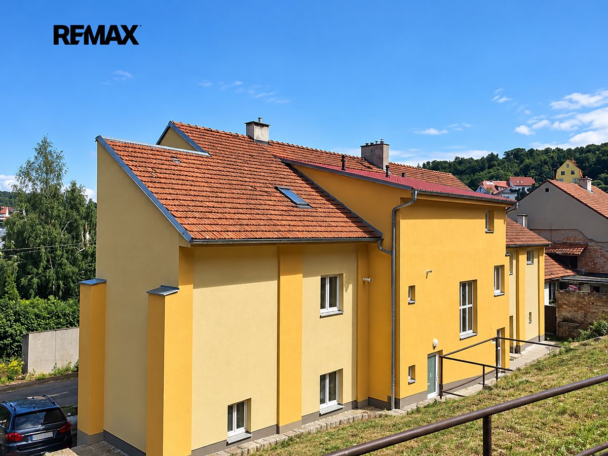 Pronájem bytu 3+kk 72 m²