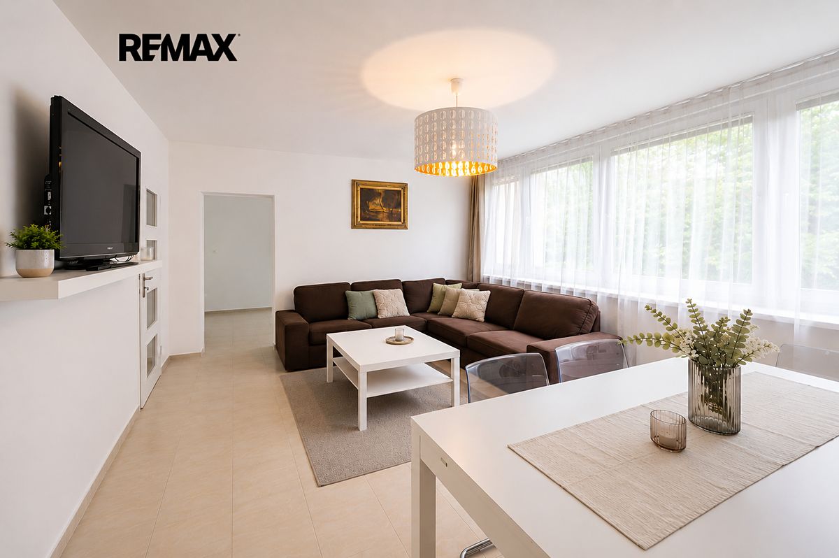 Prodej bytu 4+1 91 m², Praha – fotka 1 z 3