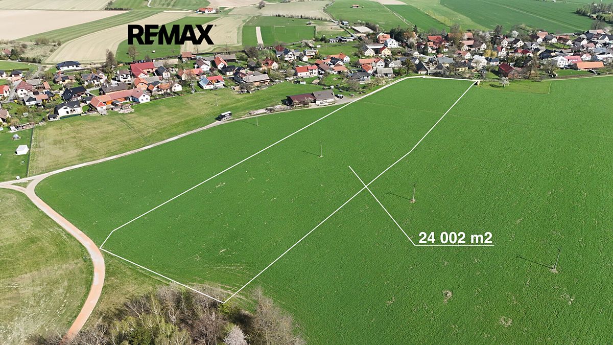 Prodej stavebního pozemku 24002 m² – fotografie 3
