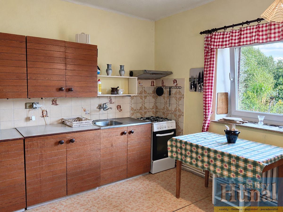 Prodej rodinného domu 118 m², pozemek 454 m² – fotografie 3