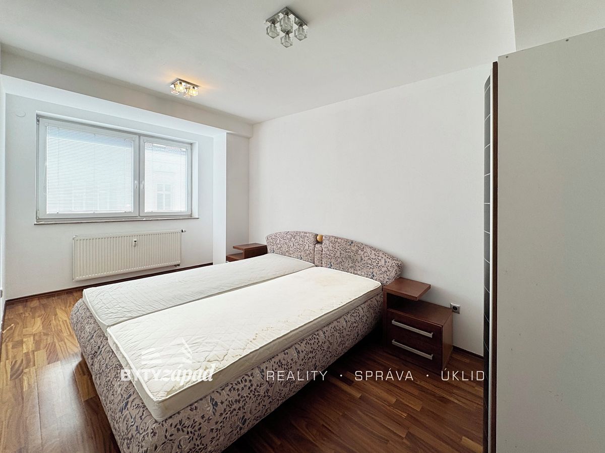 Pronájem bytu 5+kk 120 m² – fotografie 5