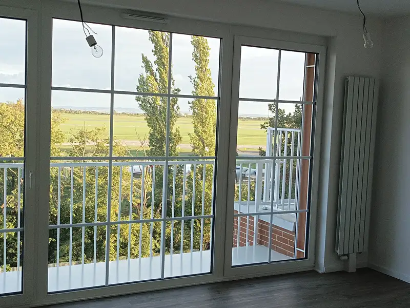 Pronájem bytu 1+kk 38 m², Praha – náhled fotky 3
