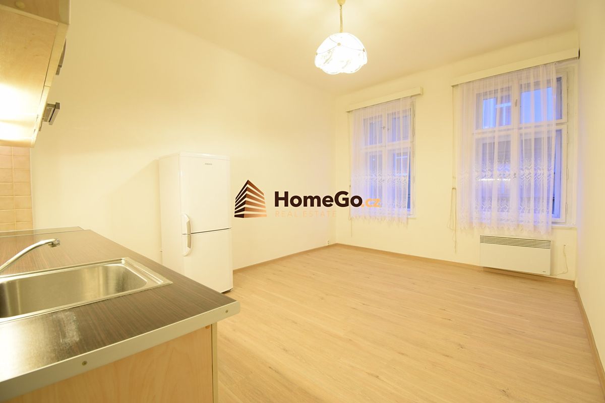 Pronájem bytu 2+kk 45 m² – fotografie 5