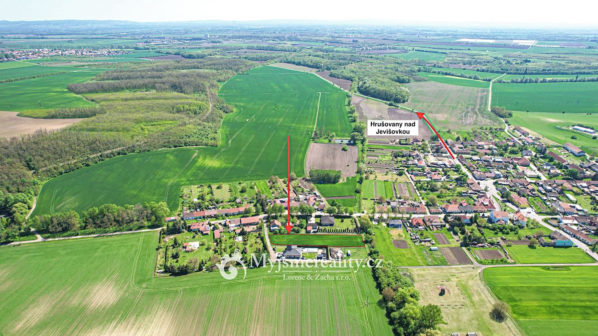 Prodej stavebního pozemku 2822 m² – fotografie 2