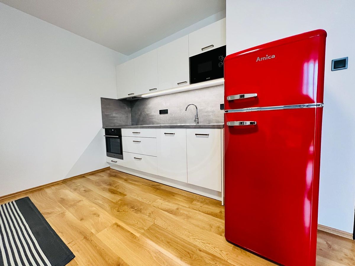 Pronájem bytu 2+kk 50 m² – fotografie 5