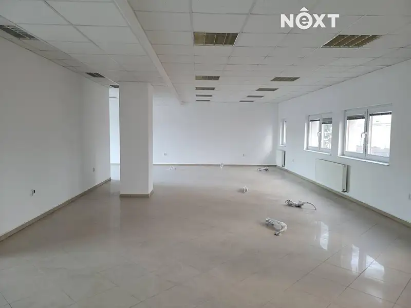 Pronájem obchodního prostoru 137 m², Strakonice – náhled fotky 3