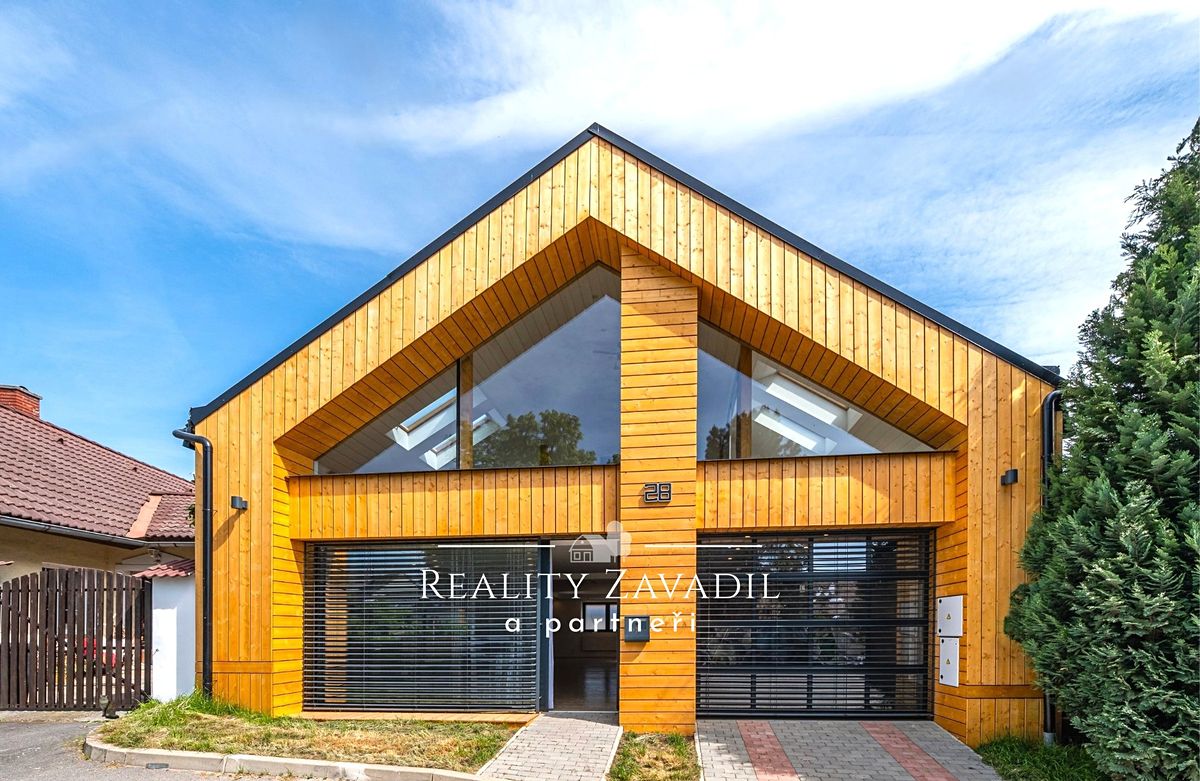 Prodej rodinného domu 190 m², pozemek 152 m² – fotografie 3