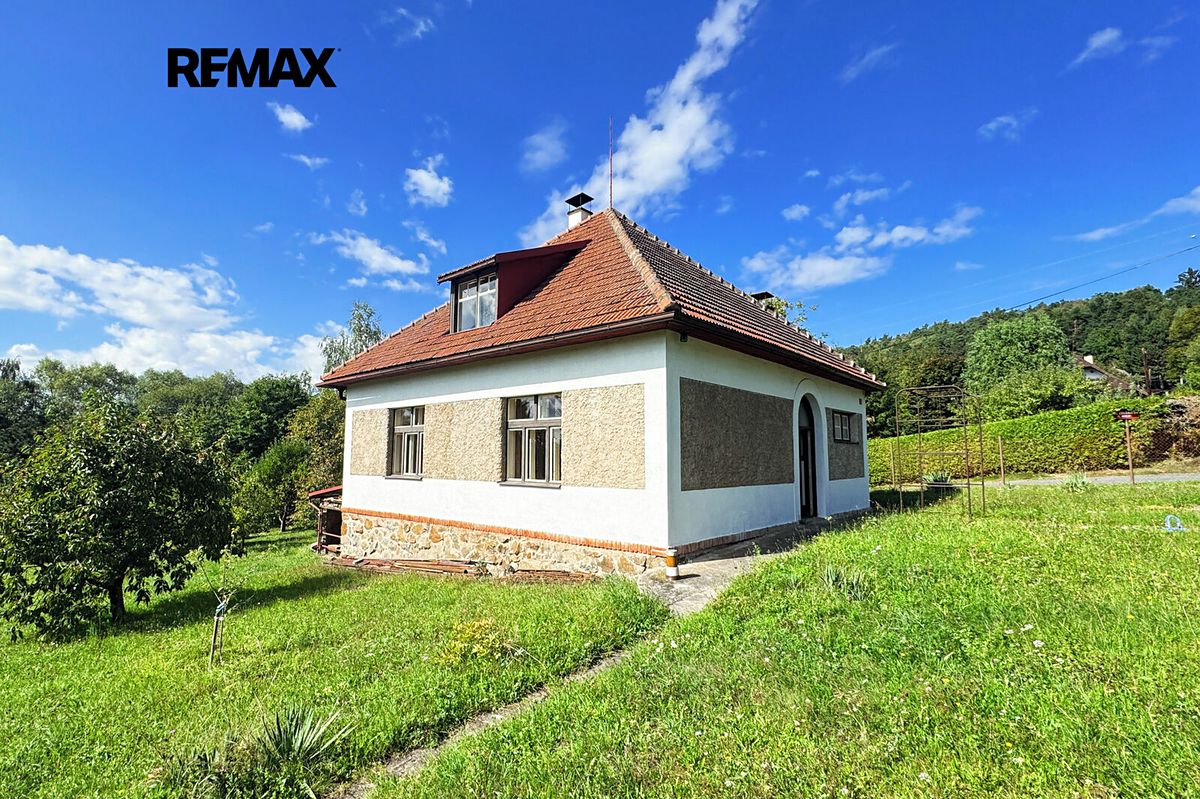 Prodej rodinného domu 120 m², pozemek 1281 m² – fotografie 2
