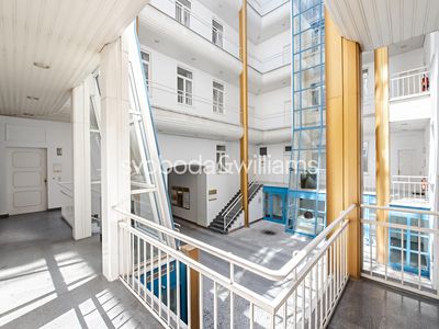 Pronájem kanceláře 114 m²