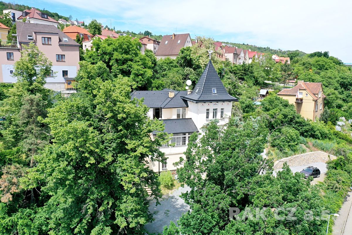 Prodej činžovního domu 338 m² – fotografie 3