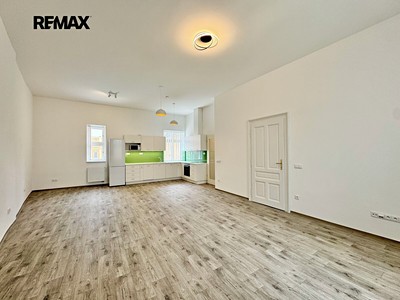 Pronájem bytu 2+kk 87 m²