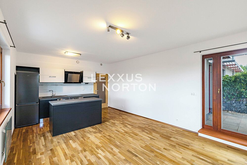 Pronájem bytu 2+kk 54 m²