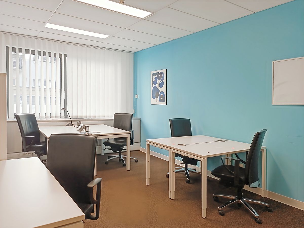 Pronájem kanceláře 15 m² – fotografie 4