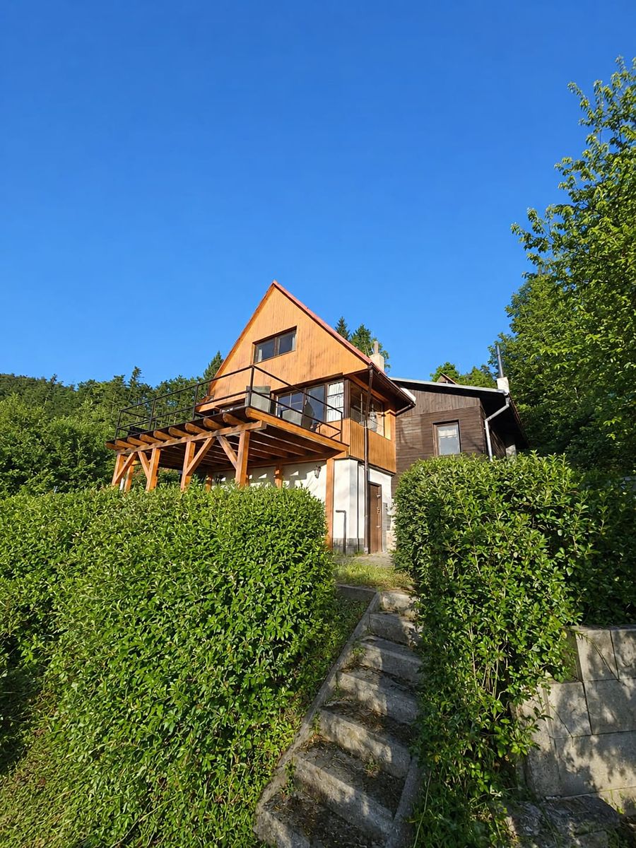 Prodej chaty 72 m², pozemek 551 m² – fotografie 2