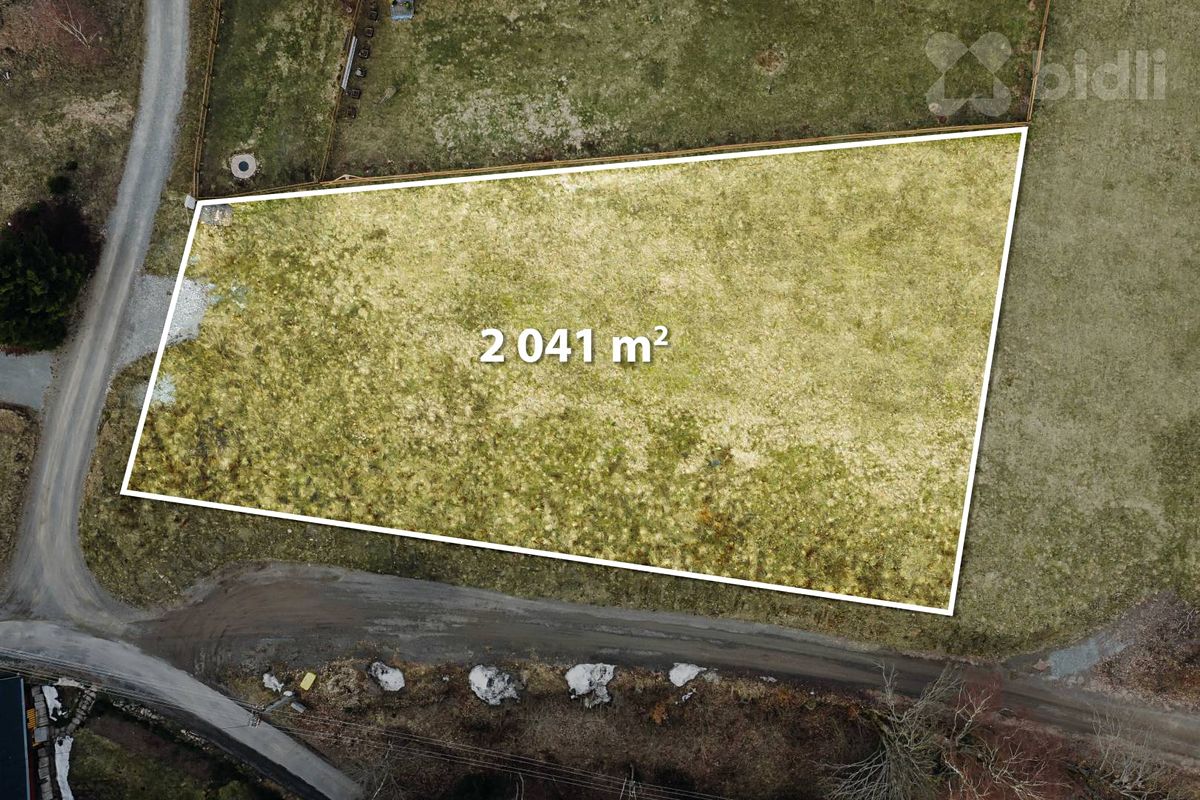 Prodej stavebního pozemku 2041 m² – fotografie 2