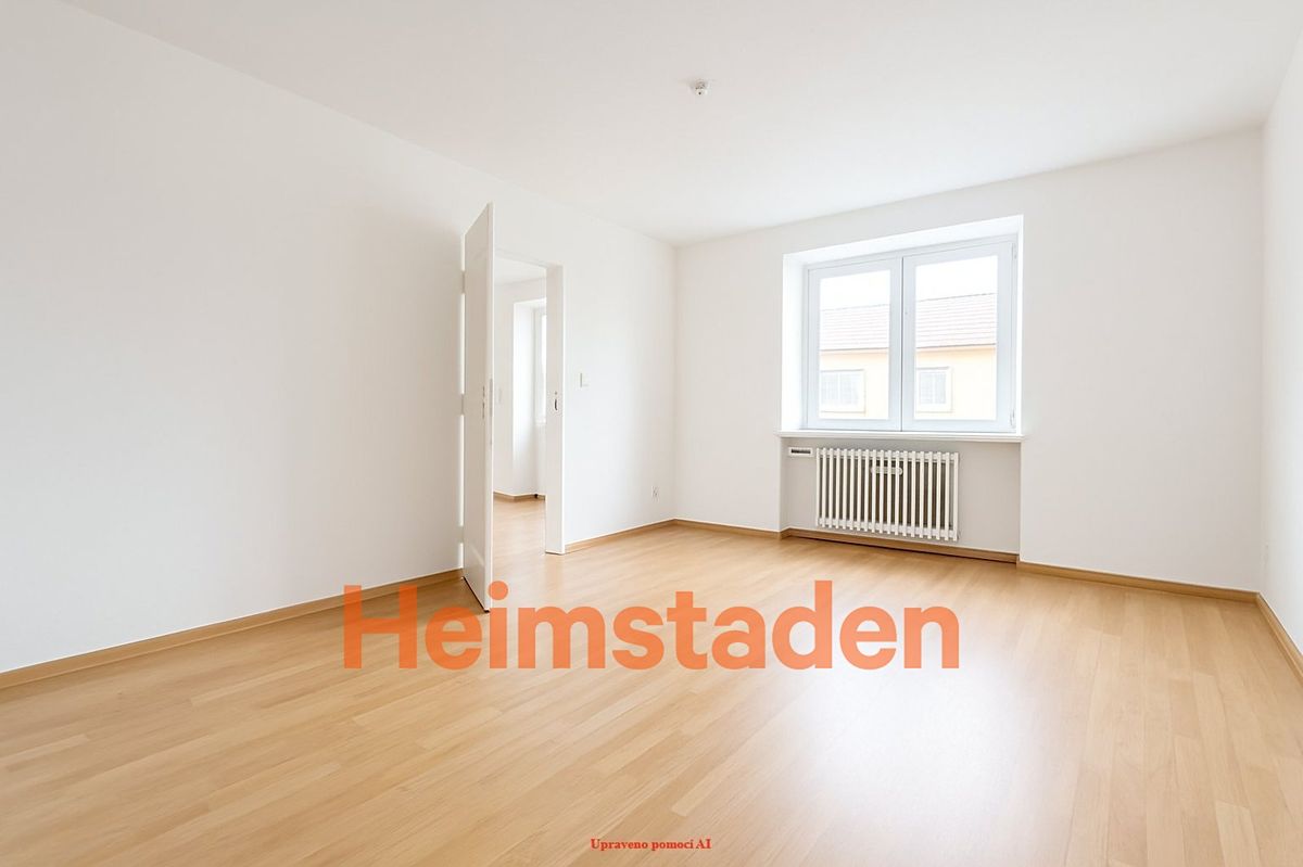 Pronájem bytu 1+1 28 m² – fotografie 2
