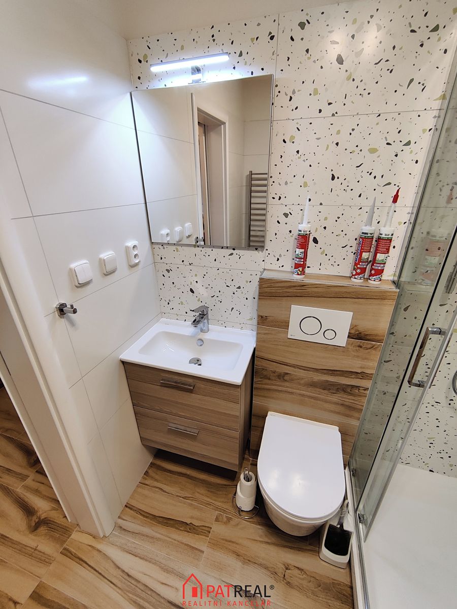 Pronájem bytu 1+kk 22 m² – fotografie 5