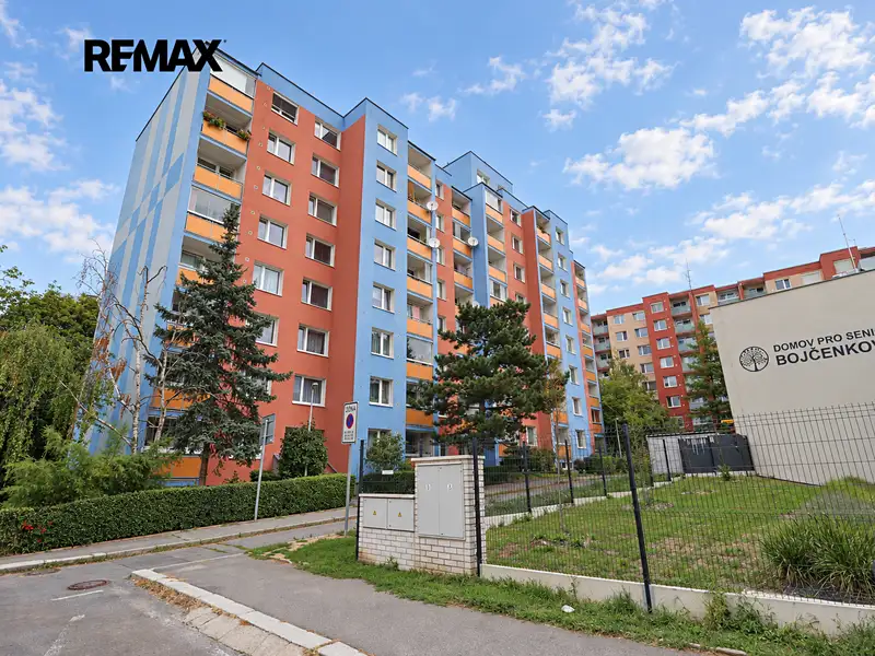 Prodej bytu 3+1 62 m², Praha – náhled fotky 1