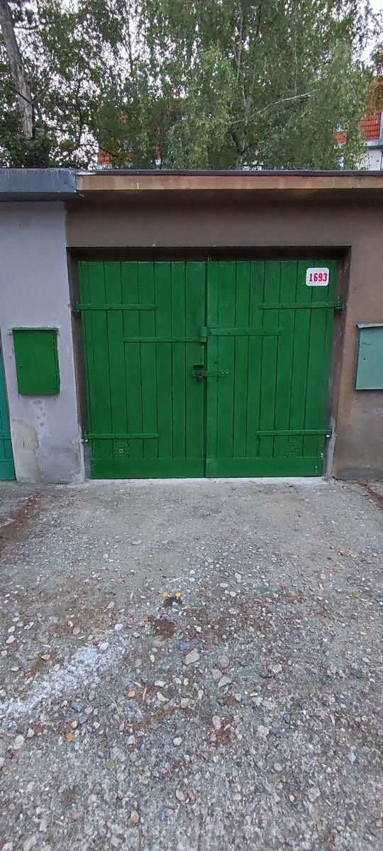 Pronájem garáže 22 m²