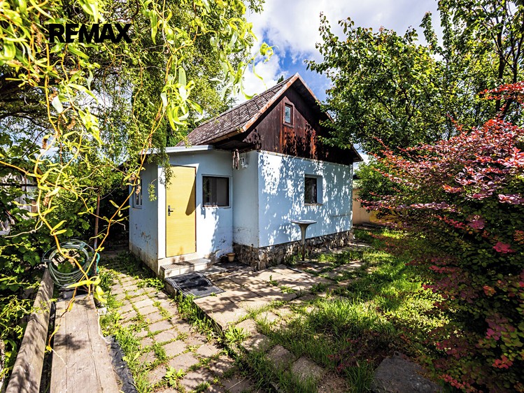 Prodej pozemku, 417 m² (1 z 16)