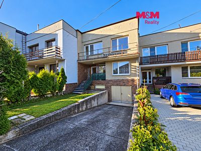 Prodej rodinného domu 180 m², pozemek 637 m²