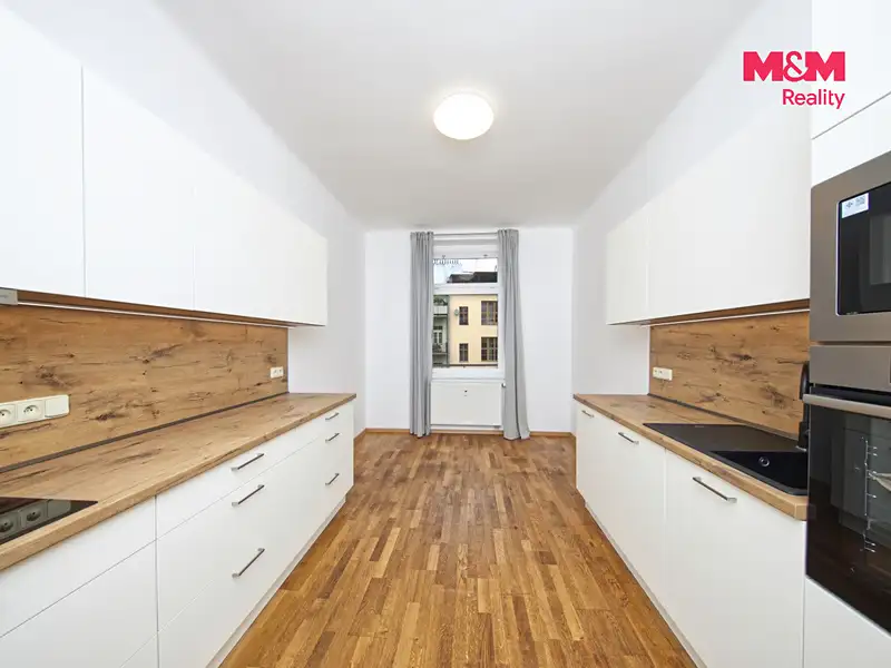 Pronájem bytu 3+1 119 m², Praha – náhled fotky 3